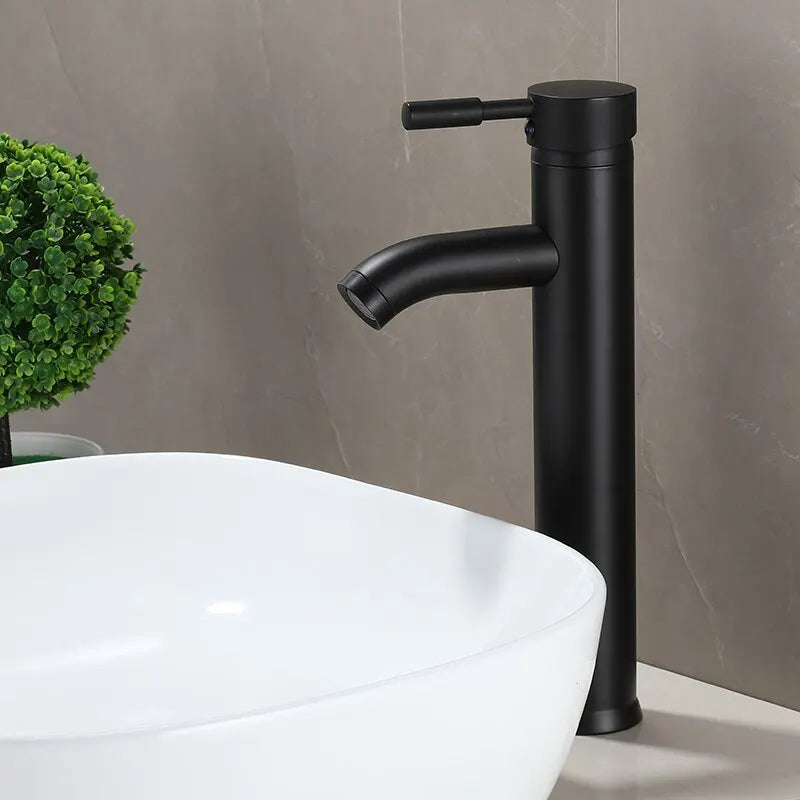 Elegant Matte Black Bathroom Mixer Tap – Modern Design for Contemporary Spaces