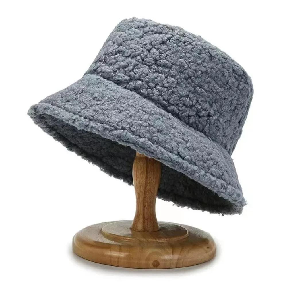 Cozy Lambswool Bucket Hat – Unisex Warmth for Outdoor Adventures