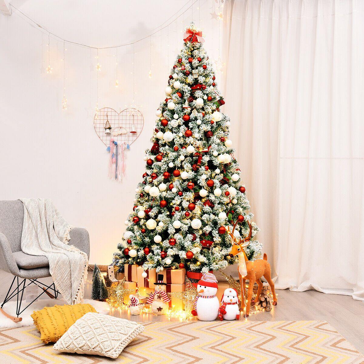 7.5Ft Pre-Lit Premium Snow Flocked Hinged Artificial Christmas Tree With 550 Lights